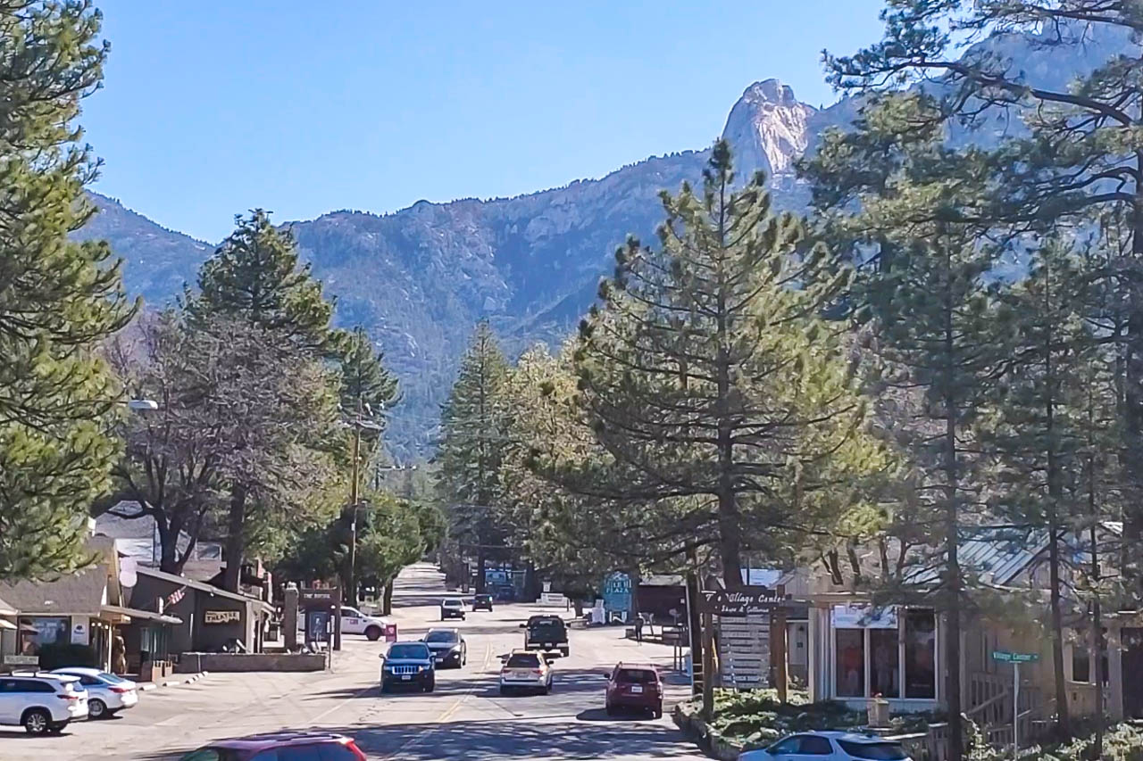 Idyllwild Town and Mountains