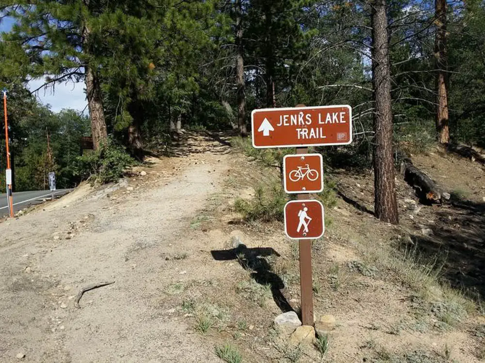 Jenks Lake Trailhead