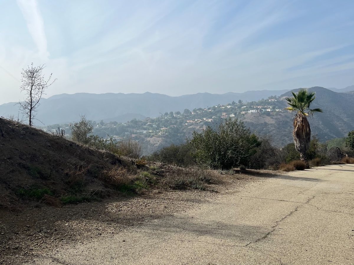 Lower Canyonback Trail first view