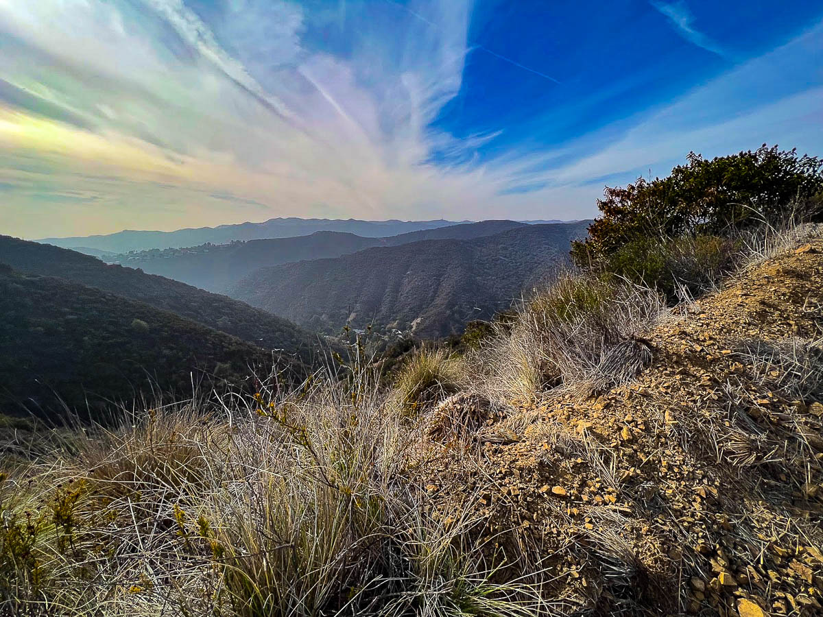Lower Canyonback Trail