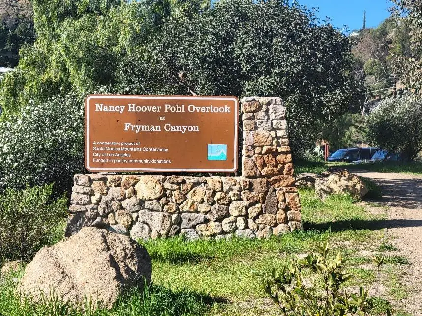 Fryman Canyon Trail sign