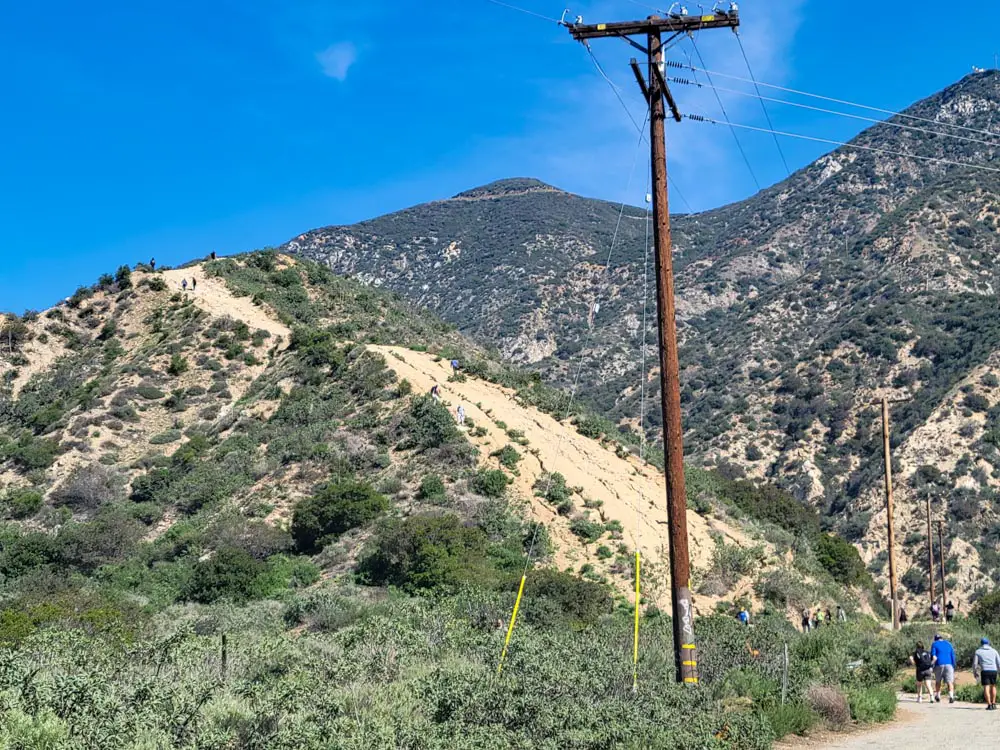 Veterans Park trailhead