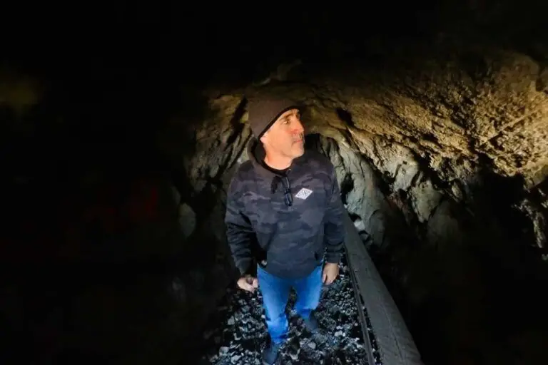 Burro Schmidt Tunnel: A Lone Miner’s Quest to Conquer a Mountain
