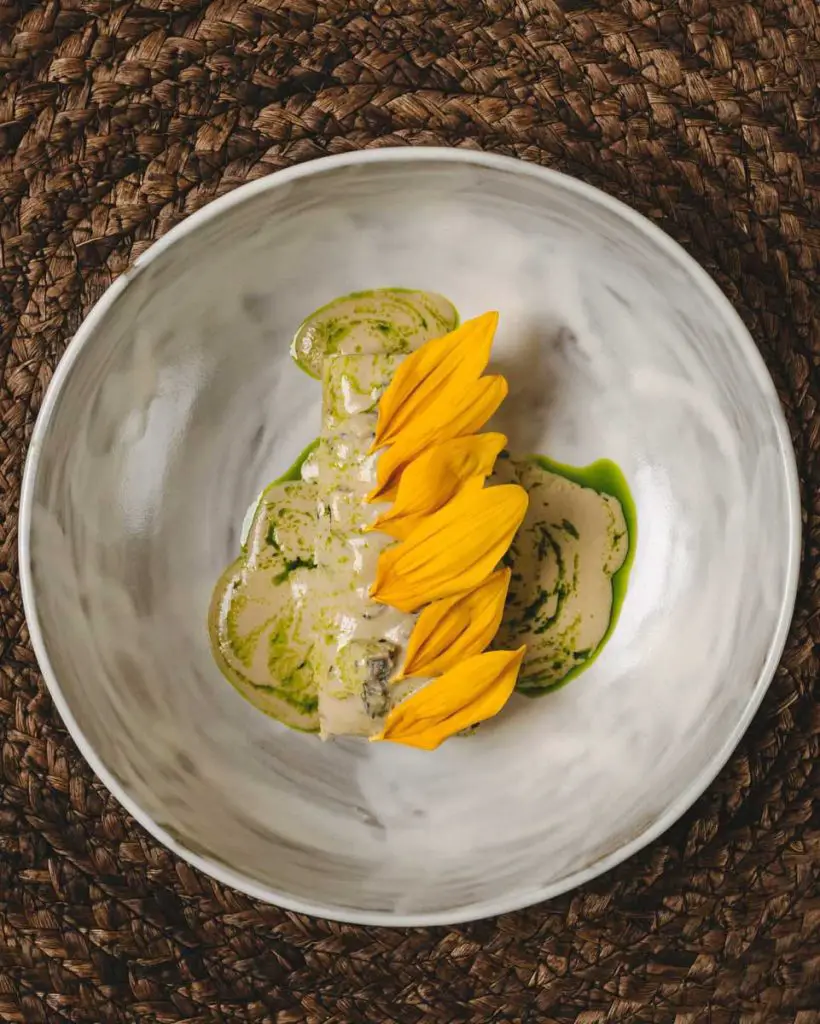 Sunflower dumpling