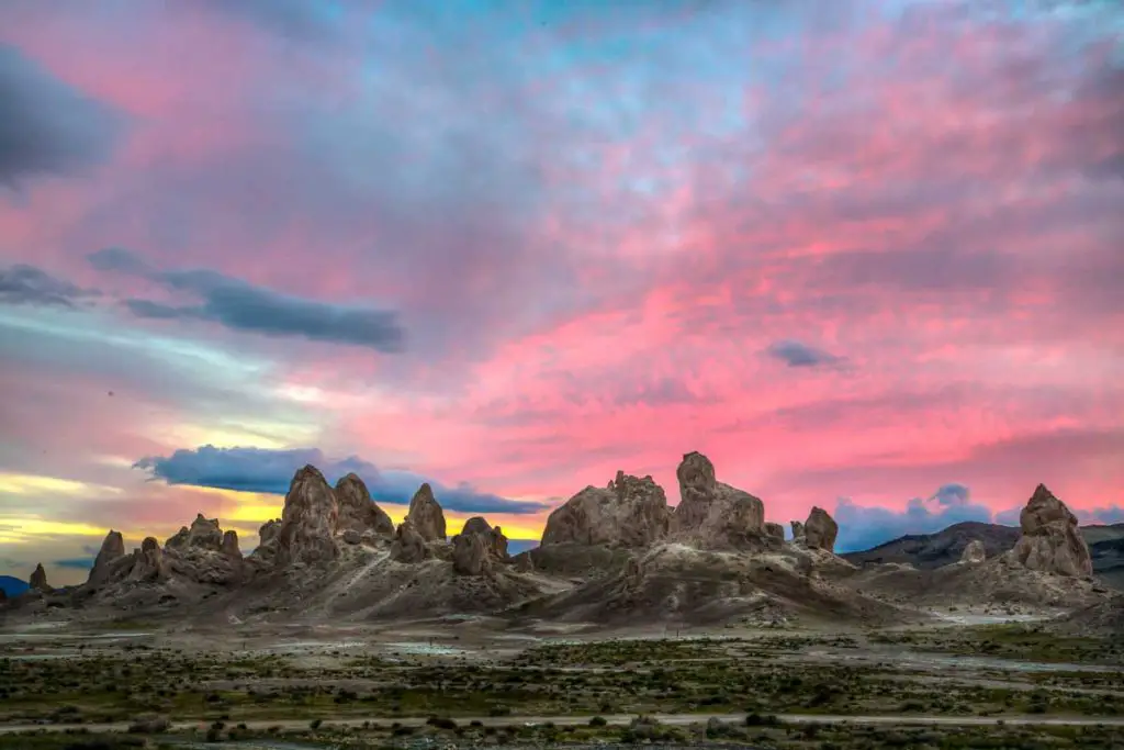 Trona Pinnacles